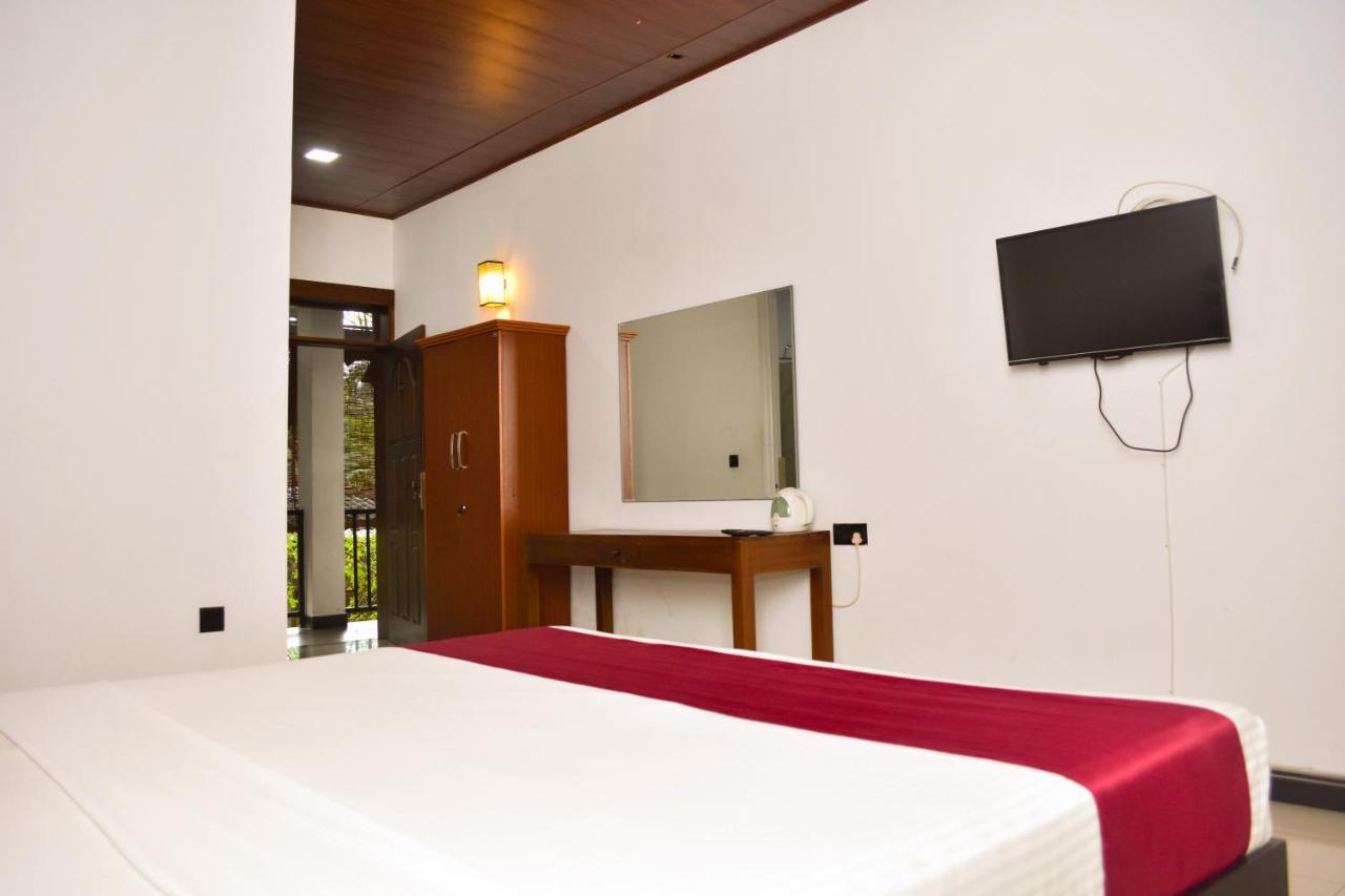 Pivisuma Lodge ダンブッラ エクステリア 写真