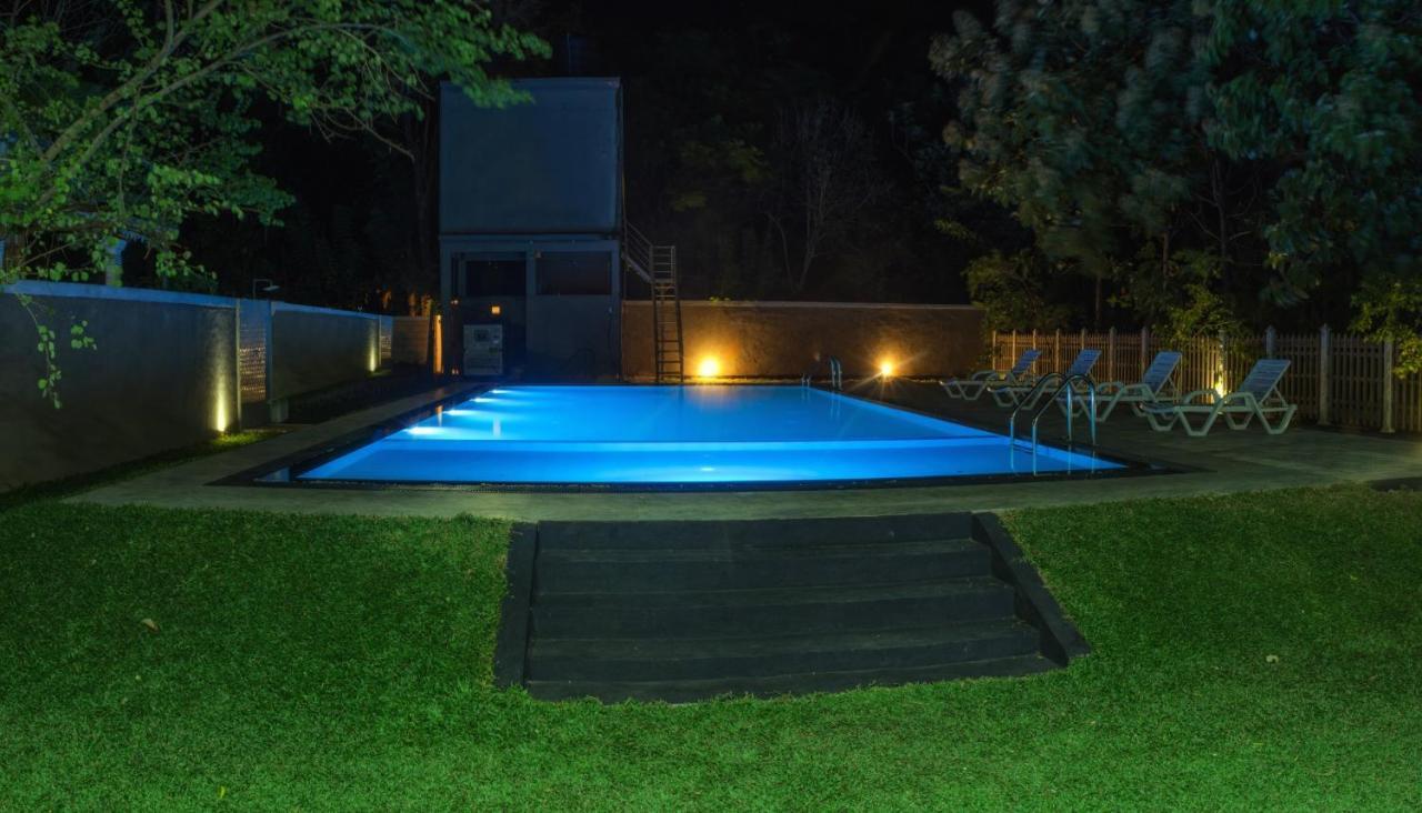 Pivisuma Lodge ダンブッラ エクステリア 写真