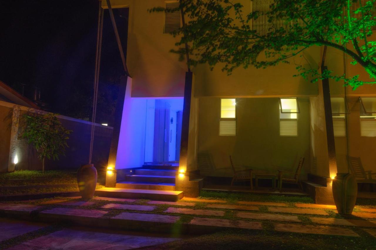 Pivisuma Lodge ダンブッラ エクステリア 写真